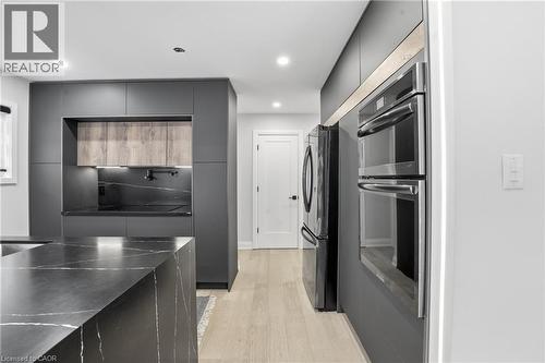 108 Greenshire Drive, Hamilton, ON - Indoor Photo Showing Kitchen