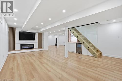 108 Greenshire Drive, Hamilton, ON - Indoor