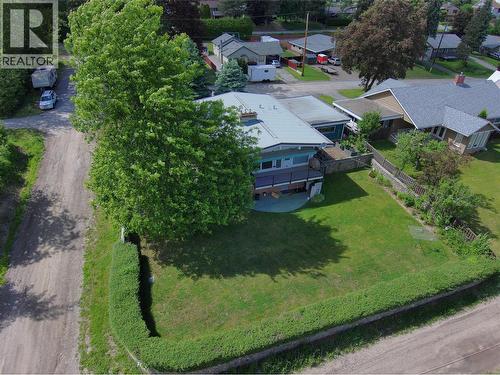 1832 Third Street, Fruitvale, BC 
