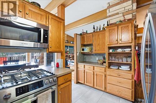 1832 Third Street, Fruitvale, BC 