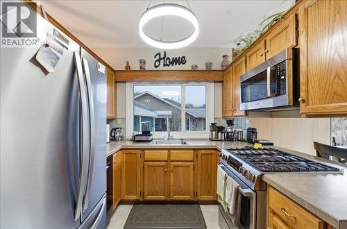1832 Third Street, Fruitvale, BC 