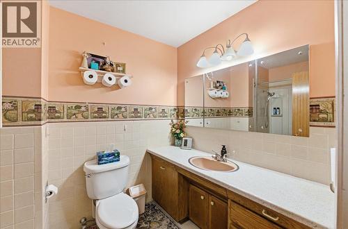 1832 Third Street, Fruitvale, BC 