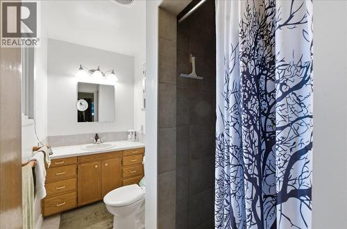 1832 Third Street, Fruitvale, BC 