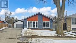 5 JENSON COURT  Toronto, ON M9W 4P3