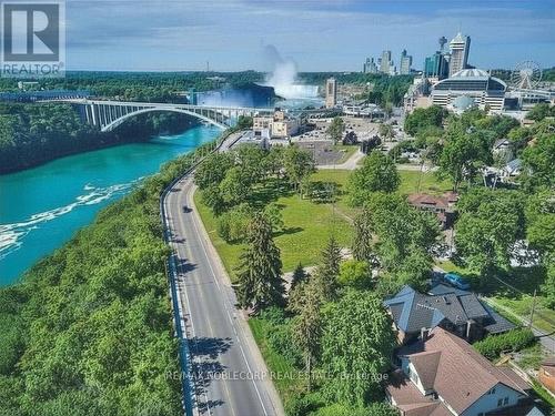 4450 PHILLIP STREET S  Niagara Falls, ON L2E 1A6