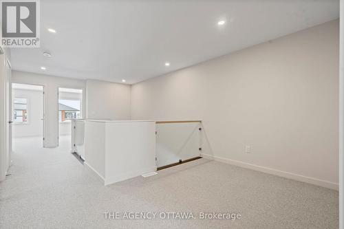 1003 Kitigan Grove, Ottawa, ON - Indoor Photo Showing Other Room