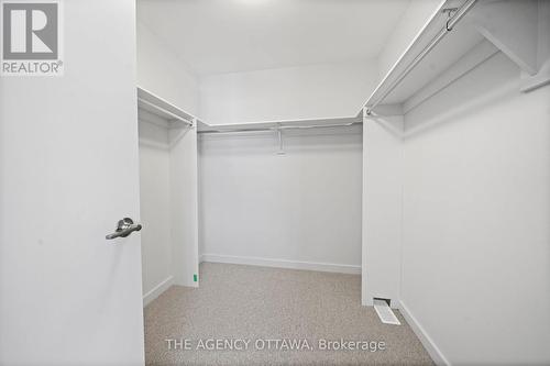 1003 Kitigan Grove, Ottawa, ON - Indoor With Storage