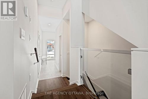 1003 Kitigan Grove, Ottawa, ON - Indoor Photo Showing Other Room