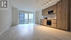 602 - 117 BROADWAY AVENUE Toronto, ON M4P 1V3