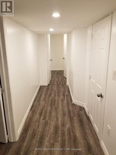 1601 Sandgate Crescent, Mississauga, ON - Indoor Photo Showing Other Room