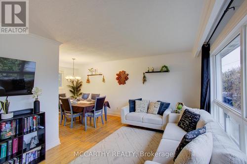 124 Muriel Street, Shelburne, ON - Indoor Photo Showing Dining Room