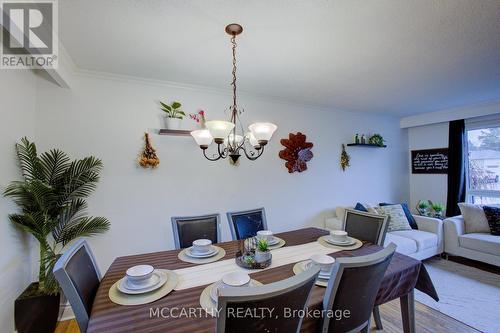 124 Muriel Street, Shelburne, ON - Indoor Photo Showing Kitchen With Double Sink
