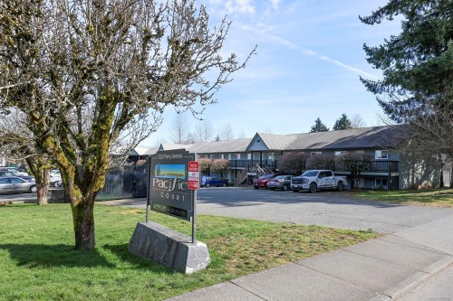 203-1540 Piercy Ave  Courtenay, BC V9N 3E9