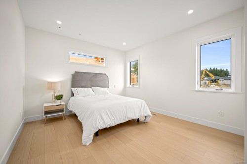 2-865 Grumman Pl, Comox, BC 