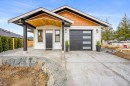 2-865 Grumman Pl, Comox, BC 