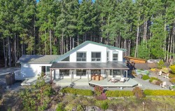 1115 Coats Dr  Gabriola Island, BC V0R 1X4