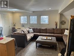 1 - 563 WOOLWICH STREET Guelph (Exhibition Park), ON N1H 3Y4