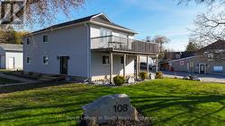 108 ROBERT STREET W Penetanguishene, ON L9M 1P1