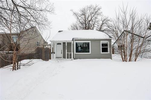 690 Rosedale Ave, Winnipeg, MB 