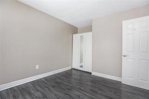 690 Rosedale Ave, Winnipeg, MB 