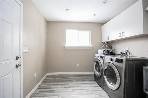 690 Rosedale Ave, Winnipeg, MB 