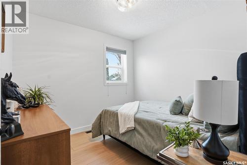 806 7Th Street E, Saskatoon, SK - Indoor Photo Showing Bedroom