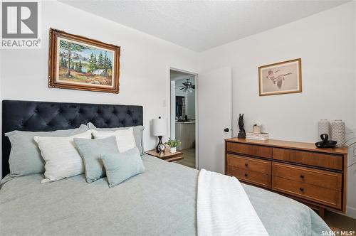 806 7Th Street E, Saskatoon, SK - Indoor Photo Showing Bedroom