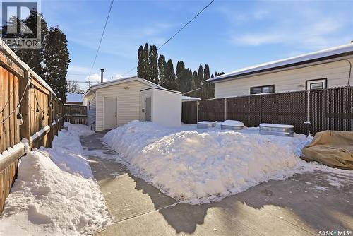 806 7Th Street E, Saskatoon, SK - Outdoor