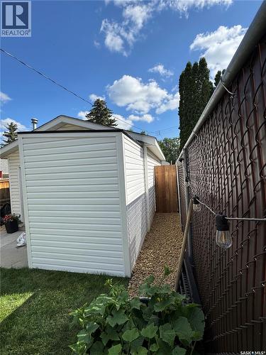 806 7Th Street E, Saskatoon, SK - Outdoor With Exterior