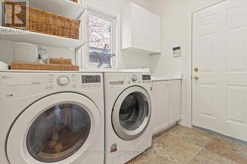 4263 Millcroft Park Drive, Burlington, ON - Indoor Photo Showing Laundry Room