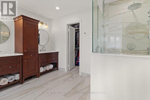 4263 Millcroft Park Drive, Burlington, ON - Indoor Photo Showing Bathroom