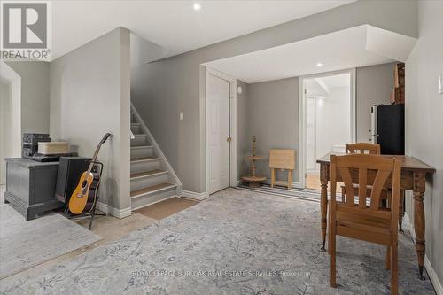 4263 Millcroft Park Drive, Burlington, ON - Indoor Photo Showing Other Room