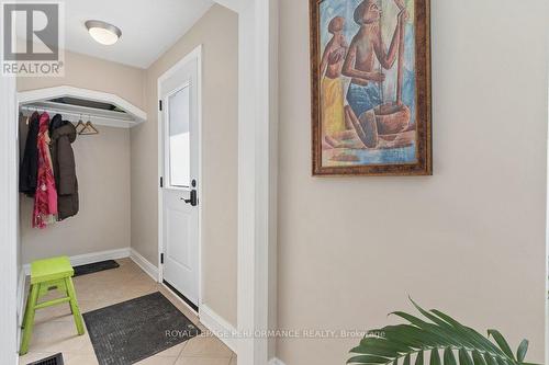 309 Glynn Avenue, Ottawa, ON - Indoor