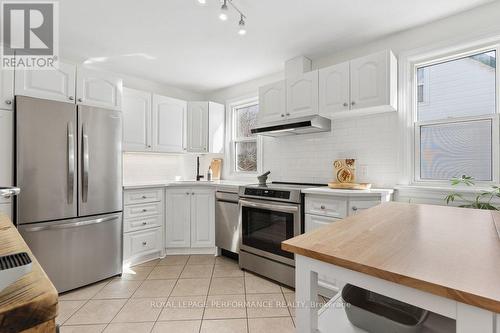 309 Glynn Avenue, Ottawa, ON - Indoor Photo Showing Kitchen With Stainless Steel Kitchen With Upgraded Kitchen