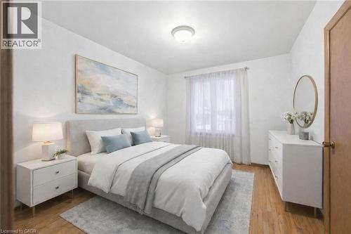 314 Hawkridge Avenue, Hamilton, ON - Indoor Photo Showing Bedroom