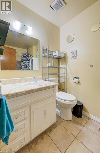 90 Bakersfield Drive, Cambridge, ON - Indoor Photo Showing Bathroom