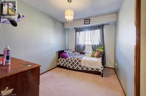 90 Bakersfield Drive, Cambridge, ON - Indoor Photo Showing Bedroom