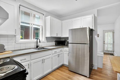 Cuisine - 5338 Rue St-Denis, Montréal (Le Plateau-Mont-Royal), QC - Indoor Photo Showing Kitchen