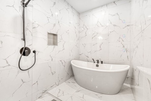 Salle de bains - Ch. Des Carriers, L'Ange-Gardien, QC - Indoor Photo Showing Bathroom
