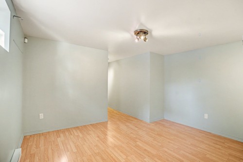 Salle familiale - 1545 Ch. Canora, Mont-Royal, QC - Indoor Photo Showing Other Room