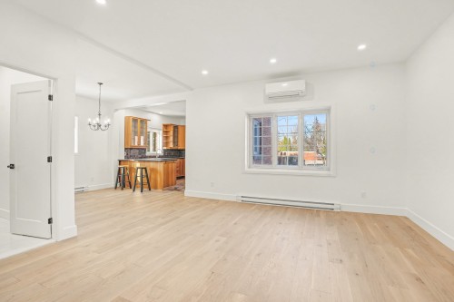 Salon - 1545 Ch. Canora, Mont-Royal, QC - Indoor Photo Showing Other Room