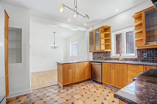 Cuisine - 1545 Ch. Canora, Mont-Royal, QC - Indoor Photo Showing Kitchen With Double Sink