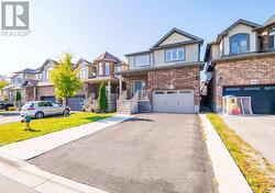 BSMT - 11 BURCOMBE CROSS  Guelph, ON N1L 0N4