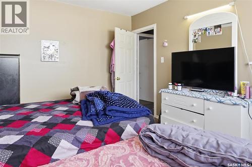 337 Y Avenue S, Saskatoon, SK - Indoor Photo Showing Bedroom