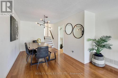 801 Eaglemount Crescent, Mississauga, ON - Indoor Photo Showing Dining Room