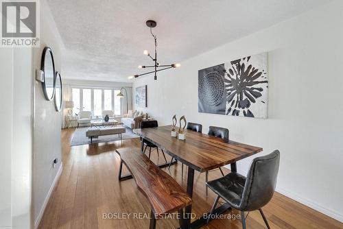 801 Eaglemount Crescent, Mississauga, ON - Indoor Photo Showing Dining Room