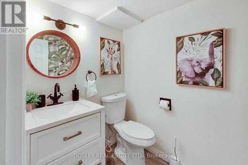 801 Eaglemount Crescent, Mississauga, ON - Indoor Photo Showing Bathroom