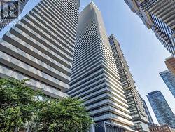 2510 - 50 CHARLES STREET E  Toronto, ON M4G 0A7