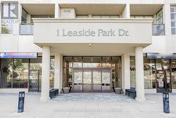 724 - 1 LEASIDE PARK DRIVE  Toronto, ON M4H 1R1