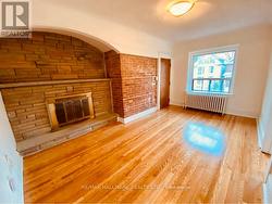 4 - 20 TRILLER AVENUE  Toronto, ON M6K 3B8